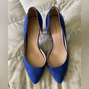 Royal Blue suede pumps